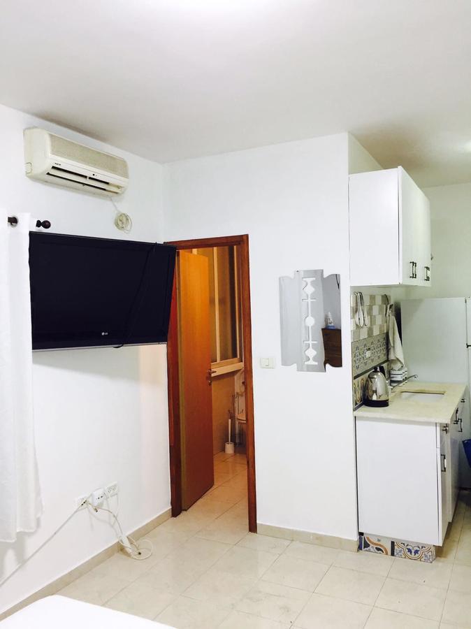 Shantell City Center Apartment 네타니아 외부 사진